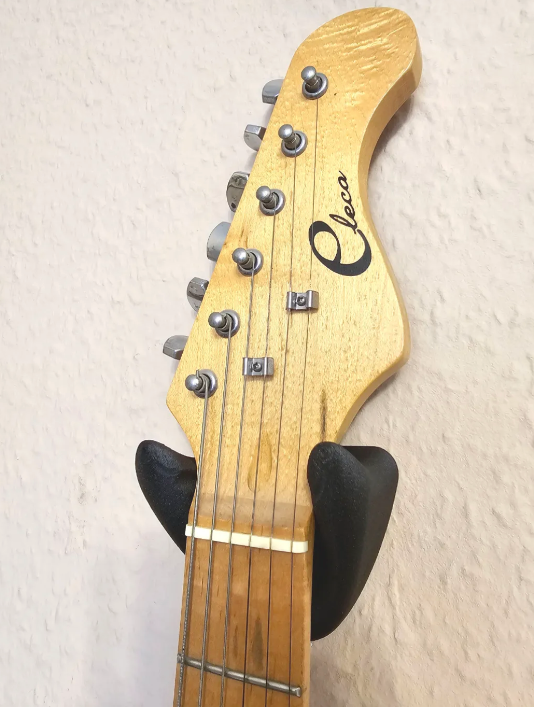 Guitar Wall Mount