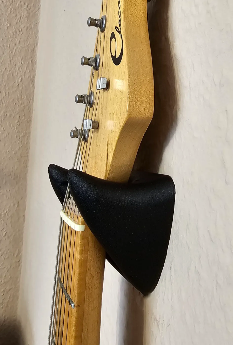 Guitar Wall Mount